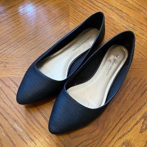 Black ridged flats